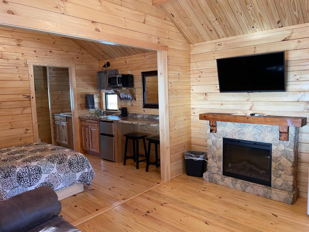 Lakewood Park Campground - Luxury Cabin Barnesville エクステリア 写真